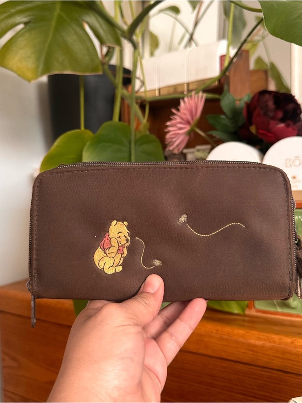 Y2K Brown Winnie the Pooh Zip Wallet